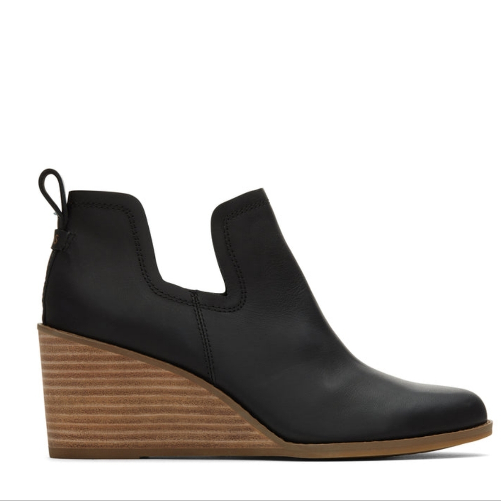 TOMS Black Wide Suede Kallie Boot